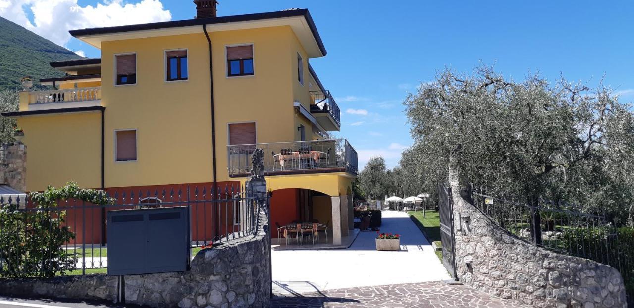 Villa Due Leoni - Residence Brenzone sul Garda Exterior foto